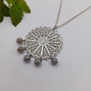 Filigree Pendant Necklace